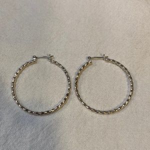Round hoops